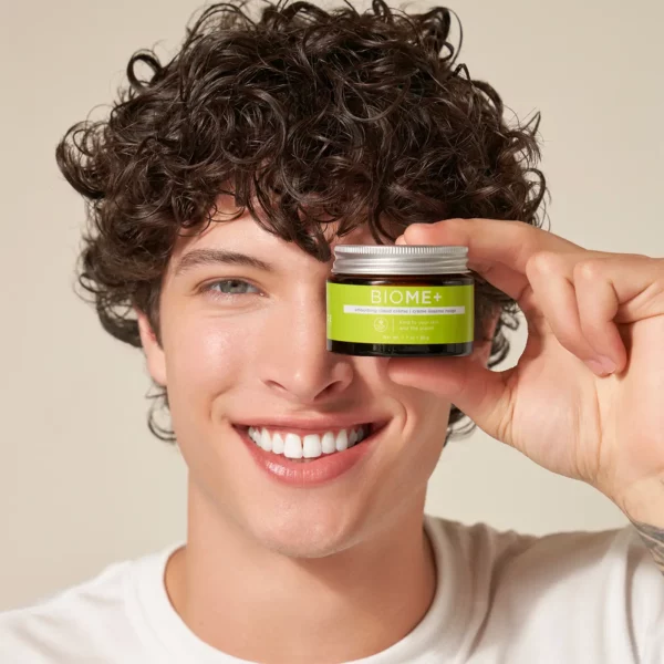 Image Skincare - BIOME- SMOOTHING CLOUD CREME - Model 2